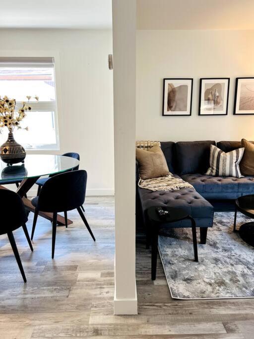 Walking Distance To St Boniface, Easy Parking Villa Winnipeg Eksteriør billede